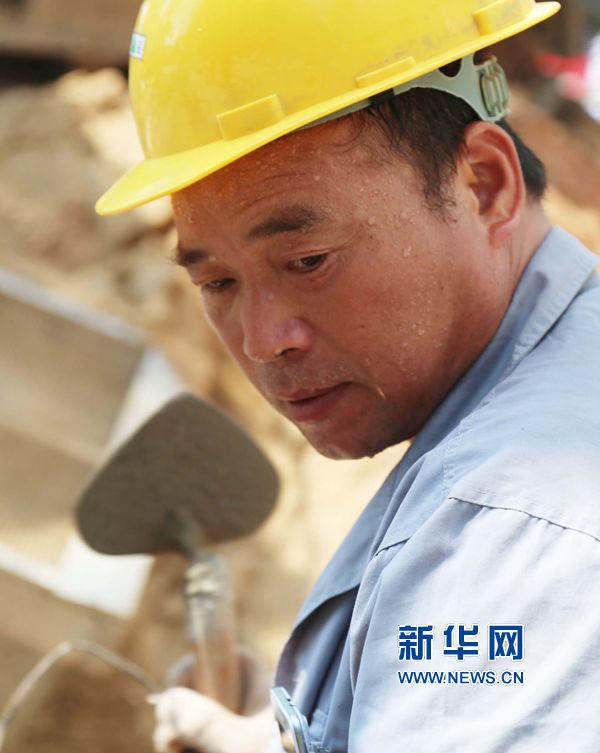 高溫下的堅(jiān)守